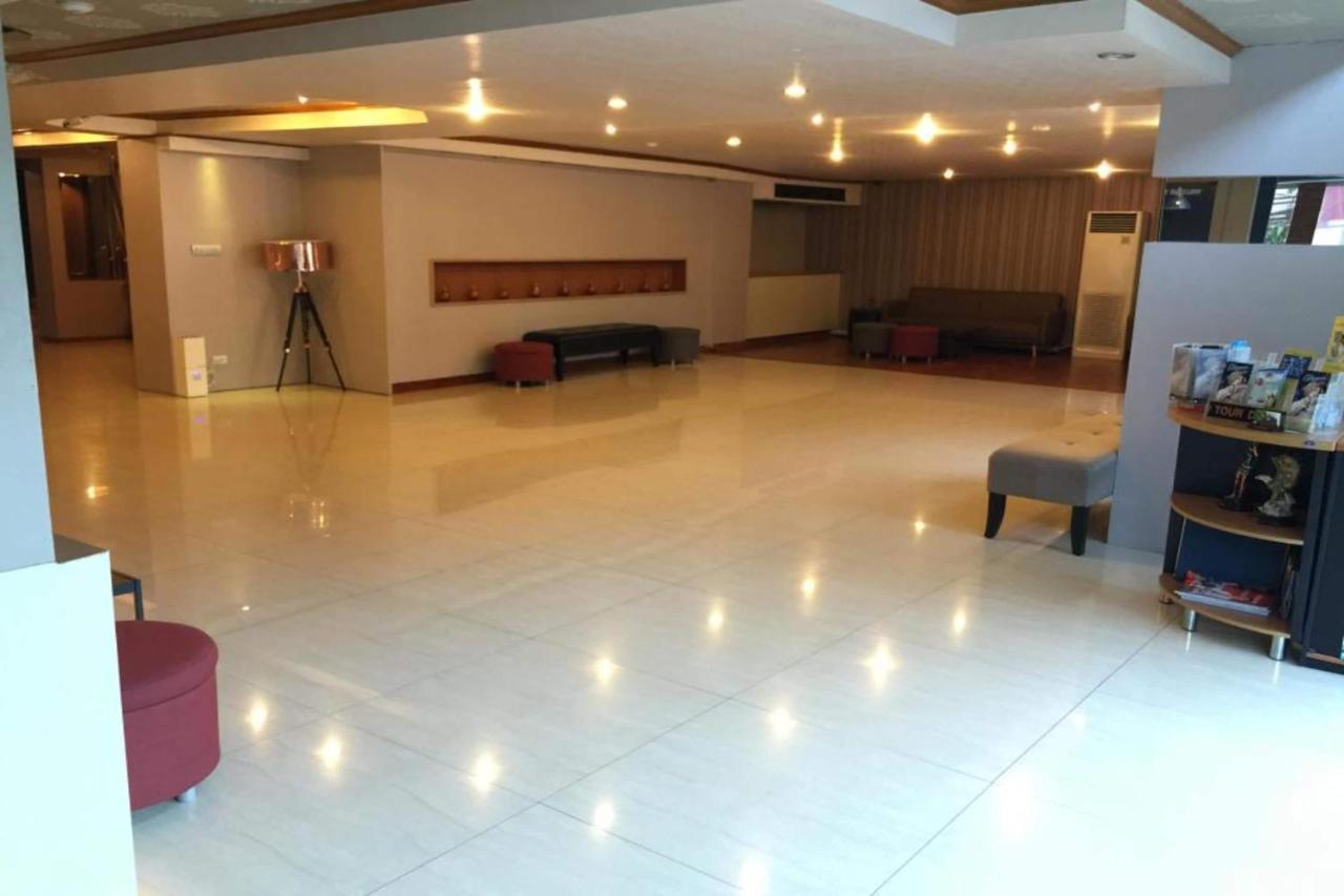 Oyo 796 Paradise Sukhumvit Hotel Bangkok Exterior foto